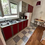 Nika Apartament *