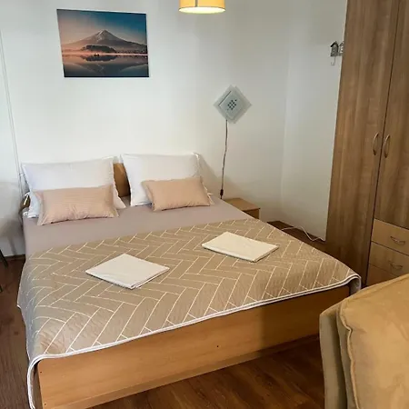 Apartments Nika Vodice