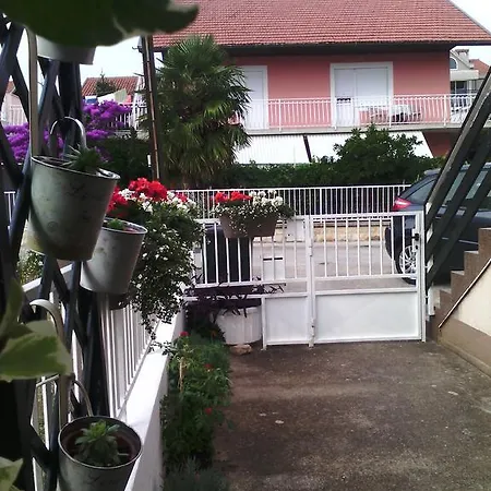 Apartments Nika * Vodice